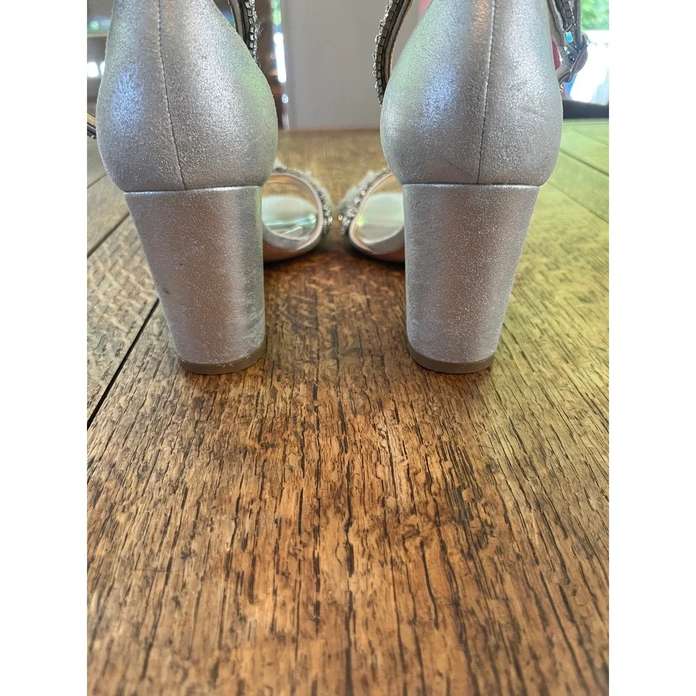Badgley Mischka silver crystal strappy heels US 7.5 ankle embellished‎ bride EU